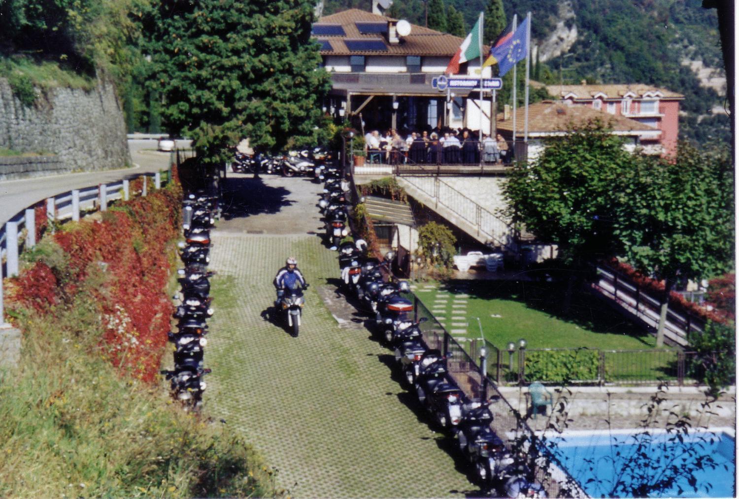 Albergo Deva Riva del Garda Exterior photo