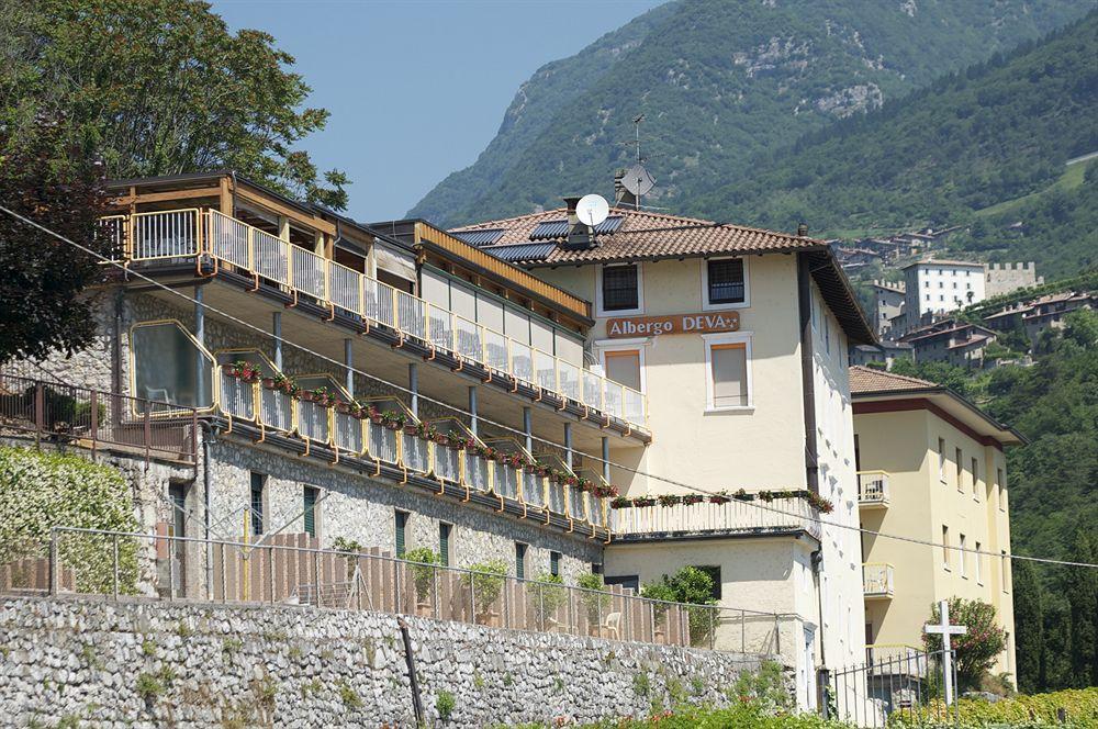 Albergo Deva Riva del Garda Exterior photo