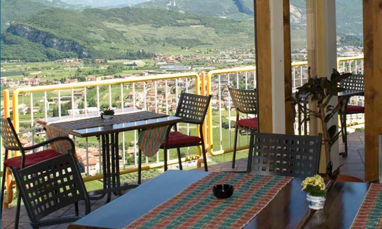 Albergo Deva Riva del Garda Exterior photo